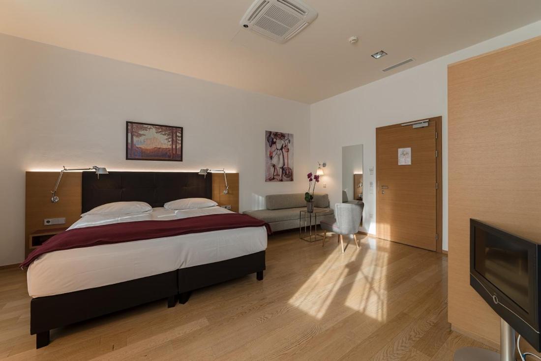 Hotel Stiegl Scala Больцано Номер фото