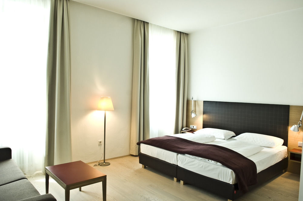 Hotel Stiegl Scala Больцано Экстерьер фото